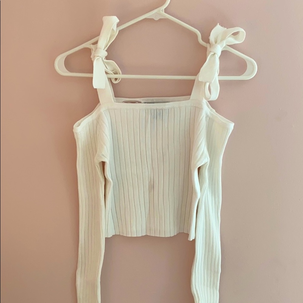 Off shoulder crop top - Picture 4 of 4